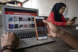 OJK hormati putusan KPPU soal kartel bunga pinjaman daring