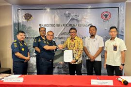 PT Semen Padang dan KSOP Kelas I Dumai Jalin Kerjasama Terkait Terminal Khusus