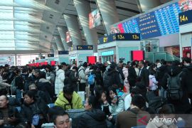 Perjalanan mudik ke kampung halaman jelang Tahun Baru Imlek di China