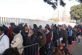 Komunitas internasional khawatirkan kebijakan Trump di awal jabatannya