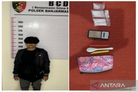 Pegawai swasta dibekuk karena bisnis narkoba