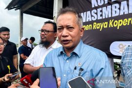 Kemenkop pacu produksi koperasi ayam petelur guna dukung MBG