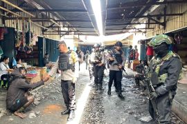 TNI-Polri gelar patroli gabungan di Puncak Jaya