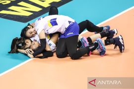 Bandung bjb akhiri rentetan kekalahan usai hajar Gresik Petrokimia