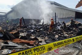 Puluhan kios di Pasar Induk Blora terbakar