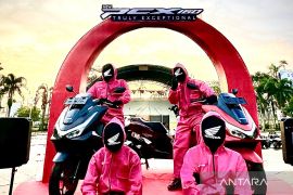 Honda Babel pamerkan Honda PCX dengan konsep "Squid Game"