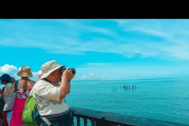 Dispar: 60 wisatawan mancanegara berkunjung ke Pantai Ampenan
