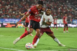 SIG kembangkan talenta sepak bola dengan SSB