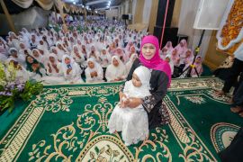 Peringatan Isra Miraj dan haul keluarga Khofifah dihadiri empat ulama Mesir