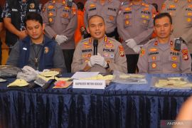 Polres Bekasi tangkap lima pelaku tawuran gunakan senapan tewaskan satu orang