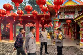 Kapolres Langkat pantau pengamanan Imlek di Viara Avaloketisvara Stabat