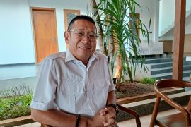 DPR minta pemerintah daerah ikut sukseskan program MBG