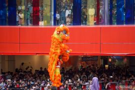 Atraksi Barongsai meriahkan perayaan Imlek di Plaza Balikpapan