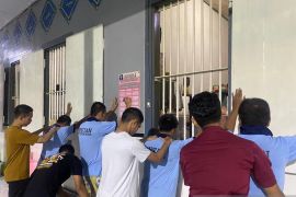 Pascalibur panjang, petugas geledah kamar hunian warga binaan di Situbondo