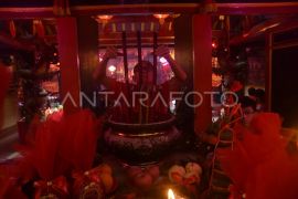 Ibadah Tahun Baru Imlek di Wihara Dhanagun Kota Bogor