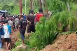 Dua warga meninggal saat longsor terjadi di Minahasa Selatan