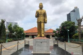 Pemprov DKI pindahkan patung lama M.H. Thamrin ke Balai Kota