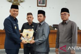 Pemerintah Bangka usulkan dua raperda ke legislatif