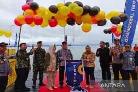 Kotabaru Regent inaugurates integrated dock in Pulau Laut Sigam