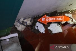 Polisi gali kuburan jasad pria korban pembunuhan di Bandung