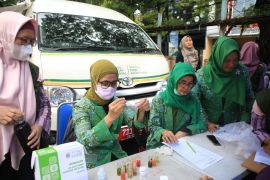 Tim gabungan sita pangan positif zat berbahaya dari pasar tradisional