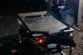 Mahasiswa Universitas Muhammadiyah Malang rancang alat sortir biji kopi