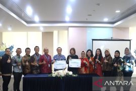 Equity Life Indonesia dan J Trust Bank hadirkan ELIFE proteksi perkuat perlindungan finansial