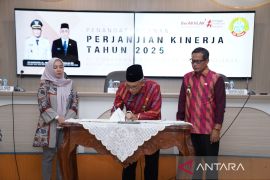 OPD Pontianak tandatangani perjanjian untuk meningkatkan kinerja