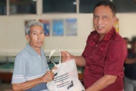 Lapas Banjarmasin salurkan bantuan ke keluarga WBP