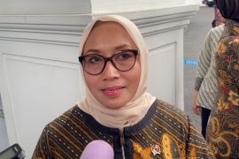 Respon Koin Jagat, Menteri PPPA minta masyarakat selektif di medsos