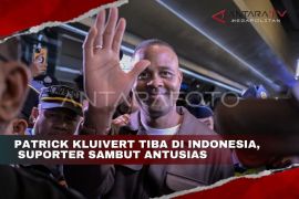 Patrick Kluivert tiba di Indonesia, suporter sambut antusias
