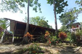 Pemkab Jayapura membangun infrastruktur penunjang objek wisata