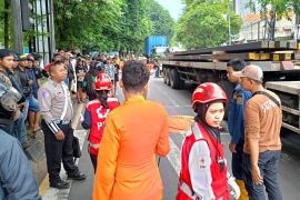 Seorang pengendara motor meninggal usai terlibat kecelakaan di Perak Timur