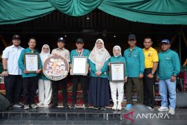 Kabupaten Kampar Raih Rekor Muri Porsi Ikan Patin Terbanyak