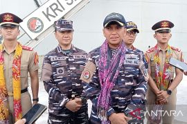 Komandan KRI Semarang bawa misi edukasi peserta didik tingkat atas