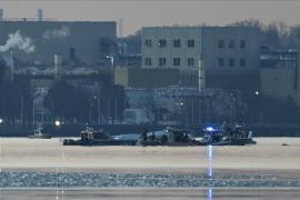 Ada perbedaan data ketinggian di antara kedua pesawat dalam insiden tabrakan di AS