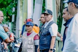 Bupati Karawang menekankan fungsi drainase untuk atasi banjir