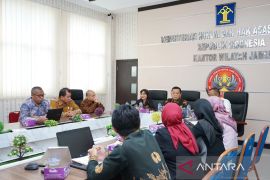 Kanwil Hukum Jambi minta notaris tingkatkan profesionalisme dan akuntabilitas