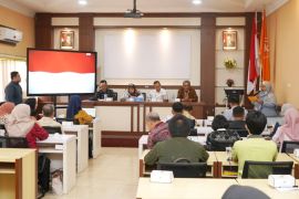 Jurusan Ilmu Ekonomi Unja gelar bedah buku