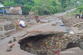 Pemkab Bima tetapkan status darurat bencana banjir