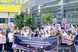 ULM minta dosen tidak mogok mengajar berkaitan tukin