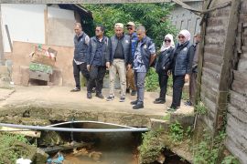 DPRD Banjarbaru tinjau lokasi terdampak banjir