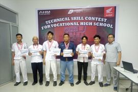 Pemenang kontes siswa dan guru SMK binaan Honda wakili kontes SMK tingkat Nasional