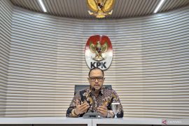 KPK periksa lima ketua yayasan terkait penyidikan korupsi CSR BI