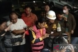Kejati Sumsel menangani buron Covid-19 yang ditangkap di Jabar