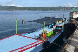 BMKG:  Waspada gelombang tinggi di enam wilayah perairan Maluku