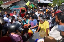 Jungkir balik Kementerian ESDM menjaga subsidi LPG 3 kg agar tepat sasaran