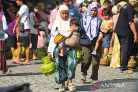 Operasi pasar gas elpiji 3 kg bantu memenuhi kebutuhan masyarakat yang kesulitan