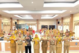 Plt Asisten Bangka ingatkan kepala OPD selamatkan arsip