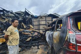 Lima rumah dan satu unit mobil terbakar di Siantan